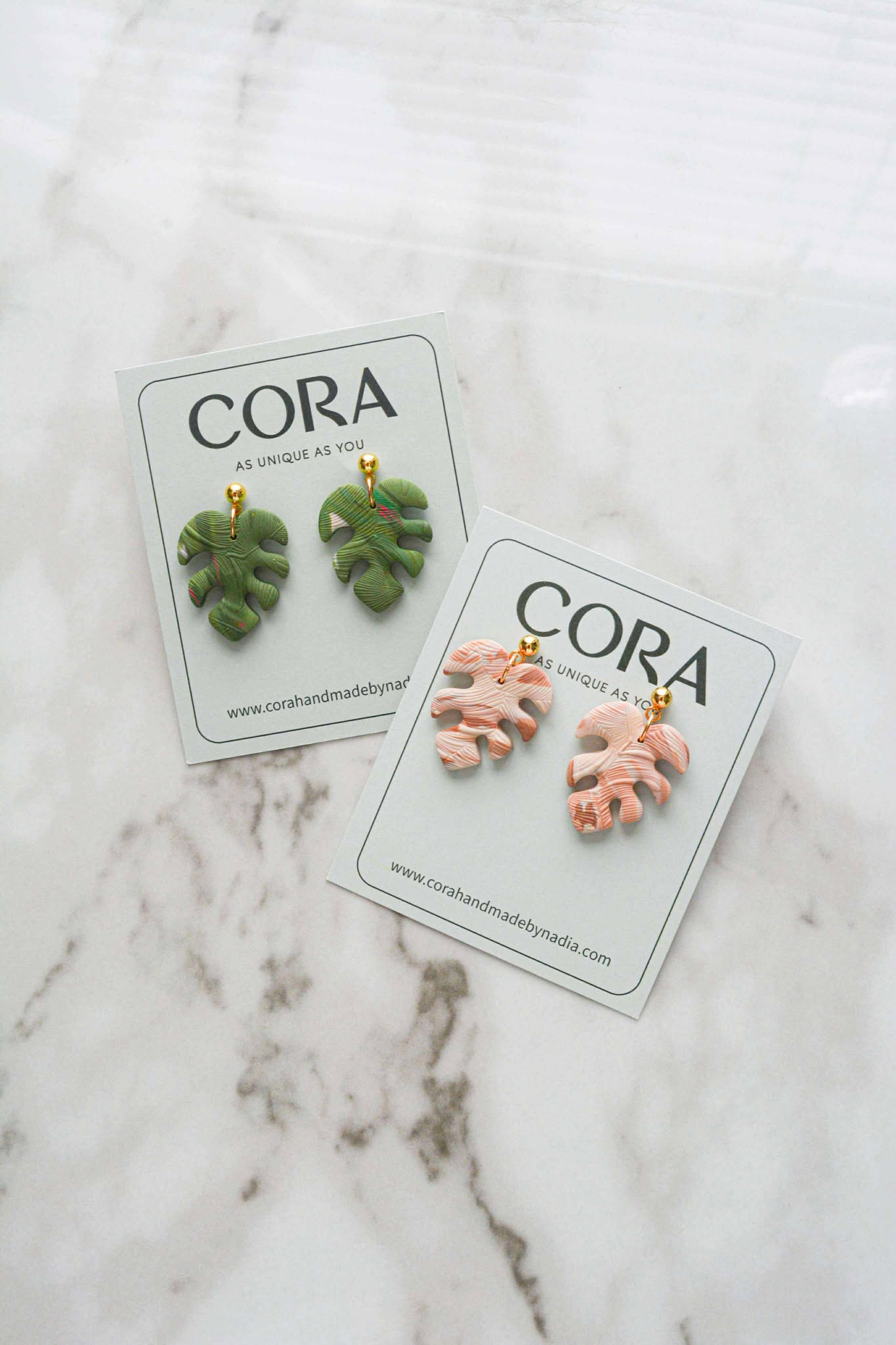 Monstera Leaf