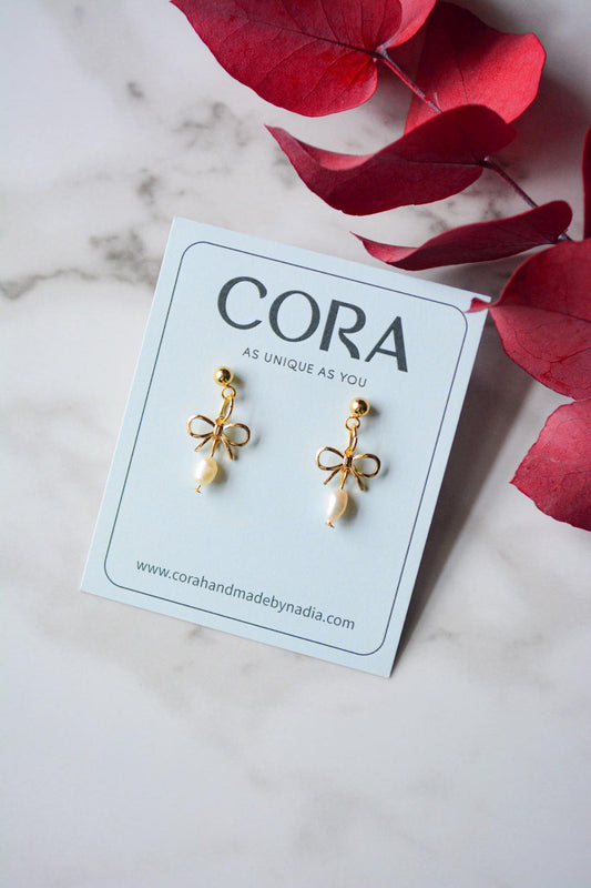 Mini Gold Bow and Fresh Water Pearl