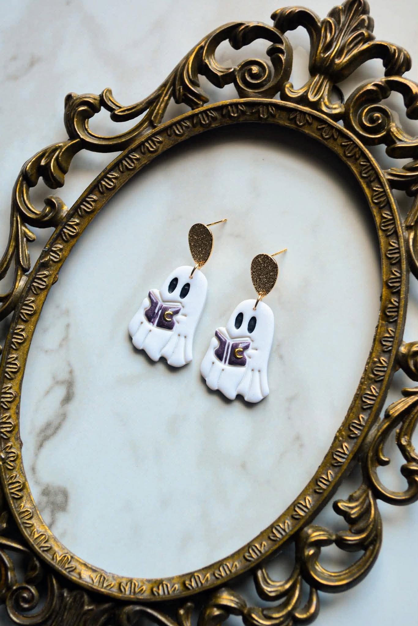 Bookish Ghost